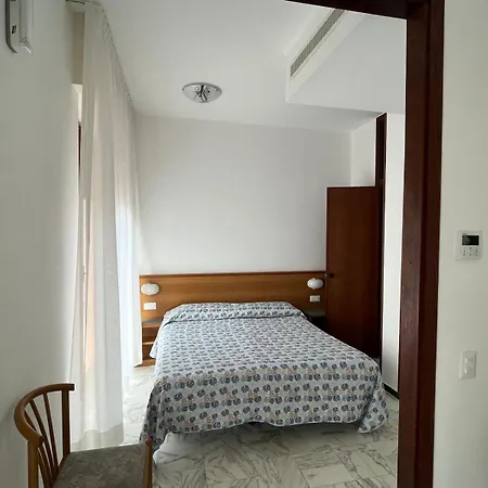 Valentino Hotel 3*