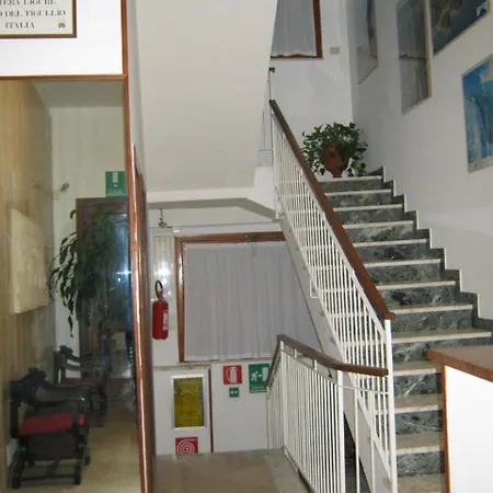 Valentino Hotel