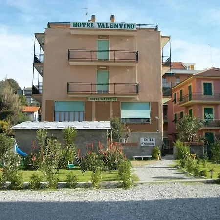 Valentino Hotel 3*